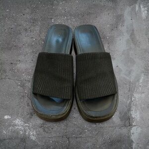 Y2K platform slide sandals black wedge 90s minimalist chunky platform